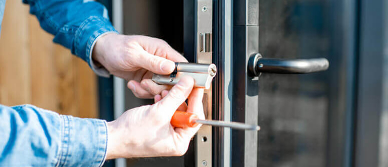 Commercial Locksmith Springridge